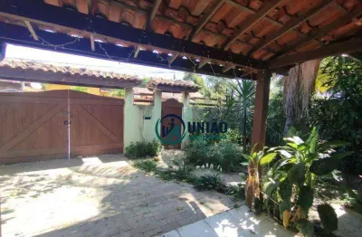 Casa com 3 dormitórios à venda, 200 m² por r$ 830.000,00 - itaipu - niterói/rj