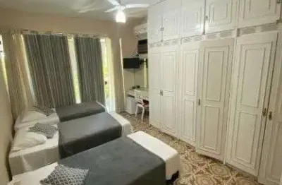 Casa com 5 dormitórios à venda, 240 m² por r$ 1.250.000,00 - charitas - niterói/rj