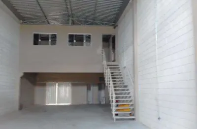 Barracão 290 m² / 03 wc sociais/ mezanino/ zona oeste