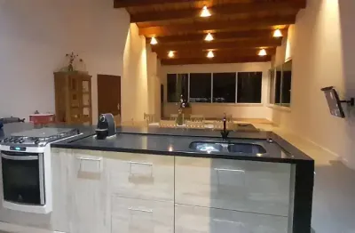 Chácara 2.200 m² à venda em araçoiaba/ 6 dorm./ 3 suítes/ edícula/ piscina