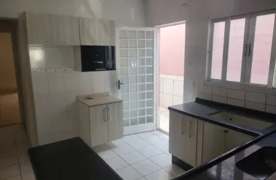 Sobrado 175 m²/ 3 dorm/ suíte/ espaço gourmet/ pq. laranjeiras