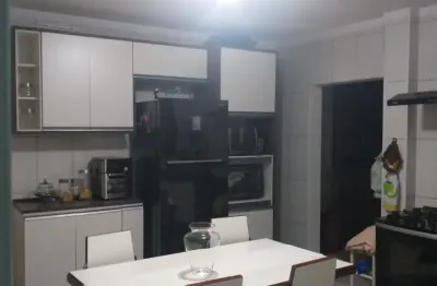 Sobrado 120 m²/ 3 dorm/ suíte/ área gourmet/ 3 vagas/ ac. av. itavuvu/ 380 mil