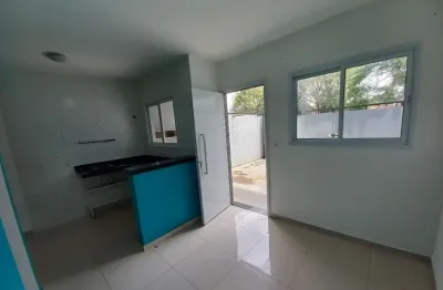Casa sobrado 2 dorm./ 2 wc´s/ 2 vagas/ acesso av. santa cruz/ só 250 mil