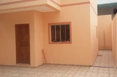 Sobrado com 2 dorm./ cozinha americana/ 2 wc´s/ 2 vagas/ ac. rod. raposo tavares