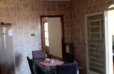 Sobrado podendo ser 2 casas/ 2 dorm./ 1 vaga/ ac. av. octávio augusto rangel