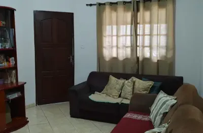 Casa térrea com edícula/ 2 dorm./ 2 vagas/ à 2 min. do ceagesp/ só r$ 350 mil