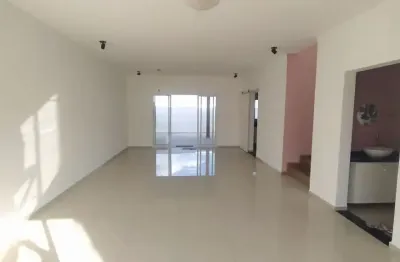 Sobrado em condomínio/ 3 dorm./ suíte/ área gourmet/ ac. av. vinícius de moraes