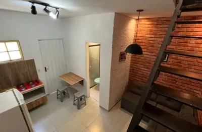 Kitnet mobiliada à venda/ 1 dorm./ sacada/ ac. av. três de março/ só r$ 169 mil