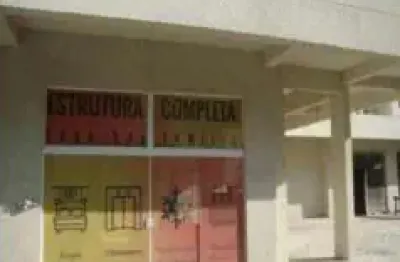 Salão comercial em ótima localização/ 114 m²/ wc social / aluguel 2.850