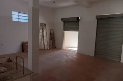 Salão 70 m²/ 2 wc´s/ 1 sala/ 2 vagas/ acesso av. santa cruz/ só 1.600,00