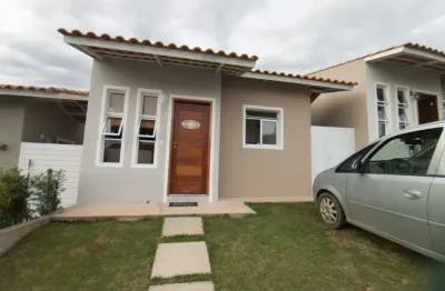 Casa térrea condomínio/ 2 dorm./ 2 vagas/ ac. américo figueredo/ só r$ 280 mil