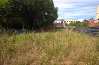 Terreno 640 m²/ Zona Central/ Excelente localização/ Araçoiaba da Serra