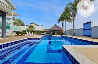 Casa com 4 quartos, sendo 2 suites à venda, 550 m² por R$ 3.200.000 - Terras de São Carlos - Jundiaí/SP