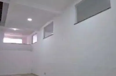 Salão Comercial para alugar, 144 m² por R$ 4.983/mês - Centro - Várzea Paulista/SP