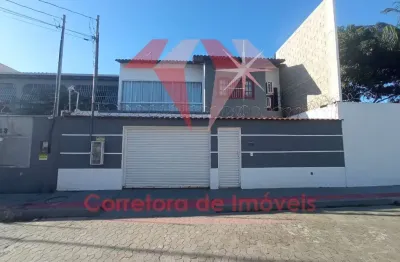 Casa com 5 quartos à venda no Morada de Laranjeiras, Serra , 200 m2 por R$ 1.600.000