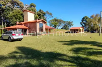 Um pedacinho da serra da mantiqueira com a pedra do baú de brinde