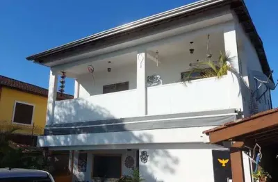 Casa com 3 quartos à venda na Rua Attílio Gelsomini, 159, Vila Santa Rosa, Guarujá