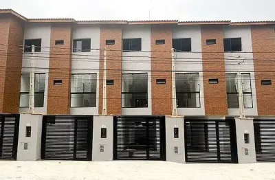 Sobrado triplex novos individual 500m - praia da enseada -  guarujá/sp.