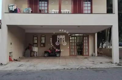 Casa a venda com 3 quartos no condominio metalurgico jundiai/sp