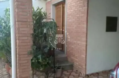 Casa comercial para locação com 03 dormitórios (01 suíte) - jardim paris em jundiaí/sp.