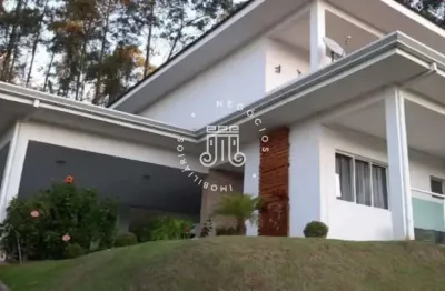 Casa para venda e locação com 05 suítes (01 suíte master) localizado no condomínio serra dos cristais, bairro serra dos lagos (jordanésia) em cajamar-sp.