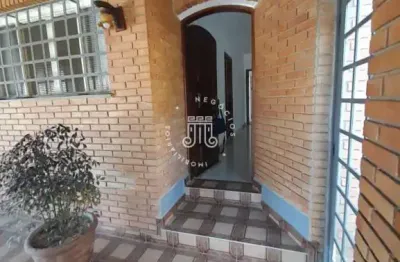 Casa com 4 quartos à venda na Rua Olívia Queiroz Pinto Barbosa, 107, Jardim Planalto, Jundiaí