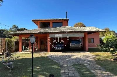 Casa térrea à venda com 03 suítes no condomínio tereza cristina em jundiaí/sp.