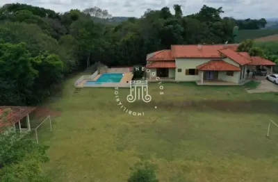 Chacara à venda com 03 suítes (01 master) localizada no bairro jundiaí mirim em jundiaí-sp.