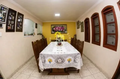 Casa  sobrado à venda com 02 dormitórios, localizada no bairro cidade nova em jundiaí-sp