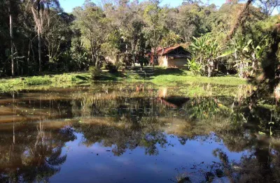 Chácara / sítio com 3 quartos à venda na Rua Emílio Barcaro, 859, Tijuco Preto, Jundiaí