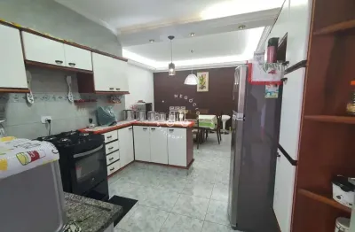 Casa com 3 quartos à venda na Rua Ângelo Dárcio Bagne, 165, Jardim Tannus, Jundiaí