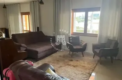 Casa à venda com 4 suítes máster localizada no condomínio parque dos resedas, bairro parque dos cafezais ii em itupeva-sp