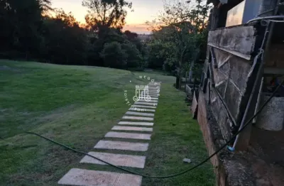 Chácara / sítio com 2 quartos à venda na Avenida Salvador Caruso Olando, Casa 101, 863, Vale dos Cebrantes, Jundiaí
