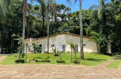 Chacara à venda 05 quartos - serra do japi - reserva da serra ermida - jundiai/sp.