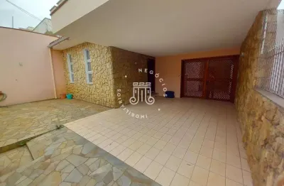 Casa à venda localizada no bairro jardim messina, na cidade de jundiaí/sp.