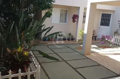 Sobrado à venda com 03 dormitórios sendo 01 suíte com closet - jardim tannus - jundiaí - sp