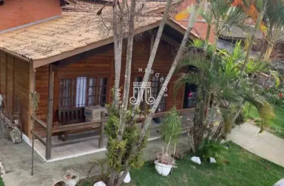 Casa com 3 quartos à venda na Rua Duílio Balioni, 261, Privê Gramados de Santa Rita II, Campo Limpo Paulista