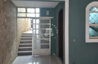 Casa sobrado à venda no bairro vila helena, cidade de jundiaí-sp