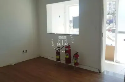 Casa comercial para locação no bairro vianelo em jundiai/sp