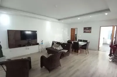 Casa à venda com 07 dormitórios no bairro jardim brasil em jundiaí-sp.