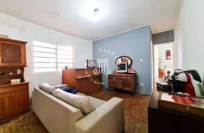 Casa com 3 quartos à venda na Rua Lauro Scarabello, 60, Parque Residencial Eloy Chaves, Jundiaí