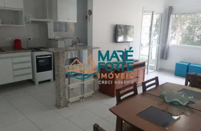 Apartamento arejado apenas 300 metros da orla da praia grande