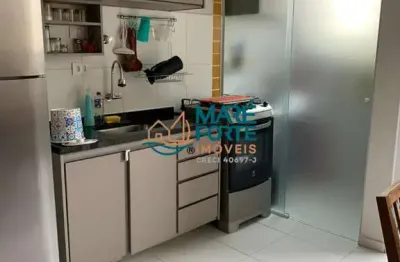 Apartamento  com dois dormitórios 400 metros da orla