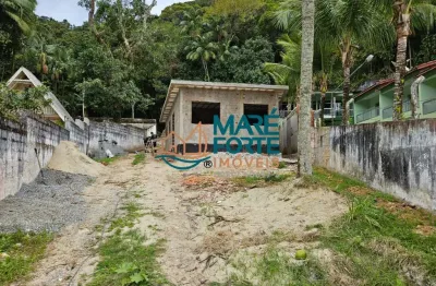 Chácara de 2874m2 no saco da ribeira, já iniciado construção, a 700m da praia do lázaro!!