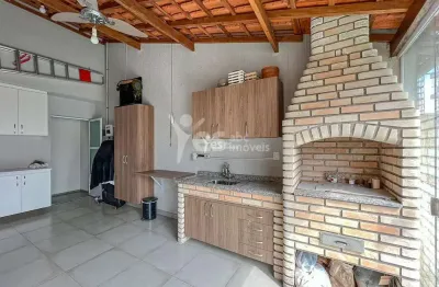 Cobertura de 90 m² com 2 dormitórios, planejados, 1 vaga. centro, santo andré