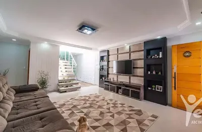 Casa de 190m², 04 dormitórios e 04 vagas de garagem - vila alpina, santo andré