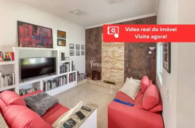 Sobrado com 03 dormitórios, 04 vagas, espaço gourmet incrível com piscina, localizado no paraíso em santo andré.