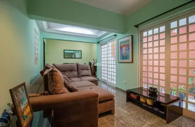 Sobrado com 4 dormitórios , sendo 2 suítes , 6 vagas , jardim bela vista , santo andré