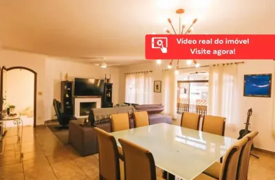 Sobrado com 04 dormitórios sendo 01 suíte e 07 vagas de garagem - vila gilda, santo andré