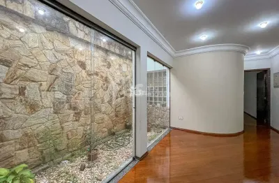 Sobrado 03 suítes, planejados e 06 vagas. jardim cambuí, santo andré.